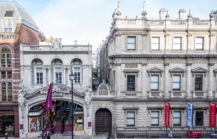 12 Person External Managed Office in St James's | 1,957 sq ft with 2 Meeting Rooms
