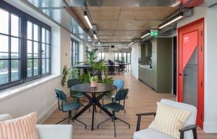 Private Office for up to 27 People | 1,370 Sq. Ft. 