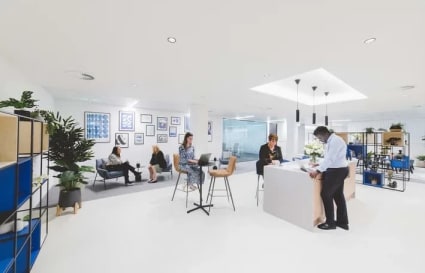 13 Person External Private Office in Marlow | 450 Sq. Ft.