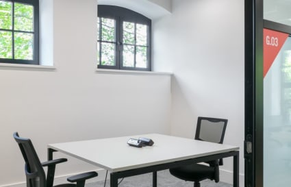 4 Person Private Office | 129 Sq. Ft.