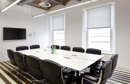 15 Person Private Office in London | 651 Sq. Ft.