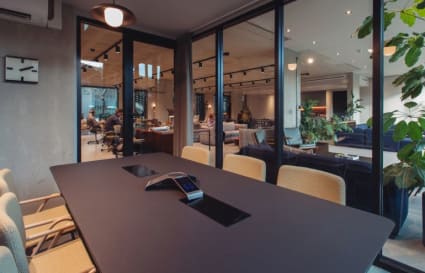 Private Office for up to 18 People | 667 Sq. Ft.