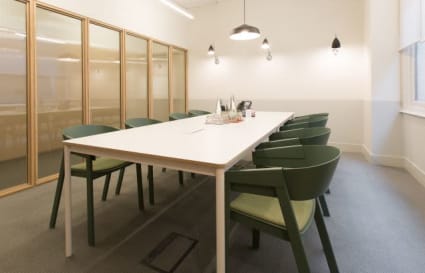 Private Office for up to 18 People | 731 sqft