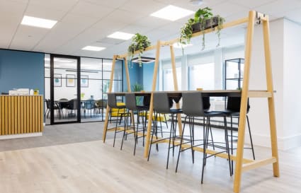 17 Person Private Office in Cardiff