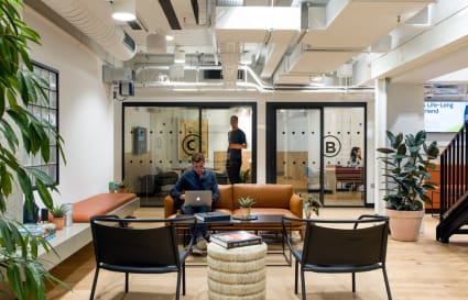 Private Office for up to 14 People | 490 Sq. Ft. 