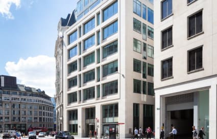 3 Person Internal Private Office in London | 106 Sq. Ft.