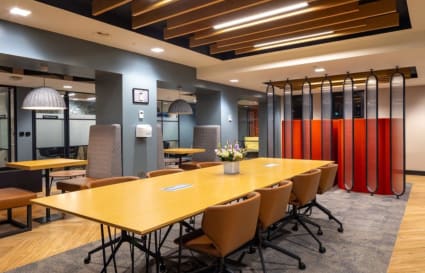 External Private Office for up to 9 People | 350 Sq. Ft.