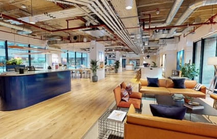 17 Person Private Office in London | 502 Sq. Ft.
