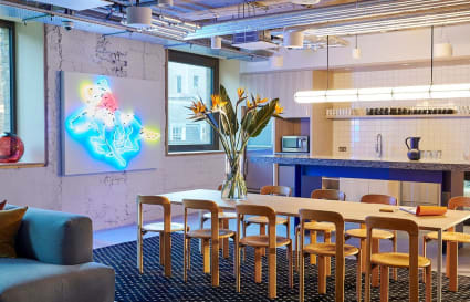 20 Person Private Office in Devonshire Square | 523 Sq. Ft.
