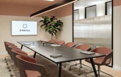 External Private Office for up to 16 People | 605 Sq. Ft.