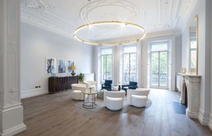 10 Person Managed Office with Meeting Room in Grosvenor Gardens | 754 sq ft