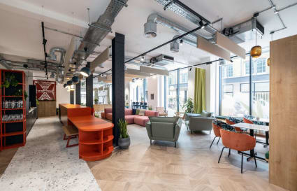 11 Person Private Office | 366 Sq. Ft.