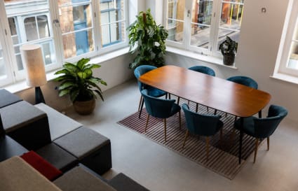 11 Person Private Office | 366 Sq. Ft.