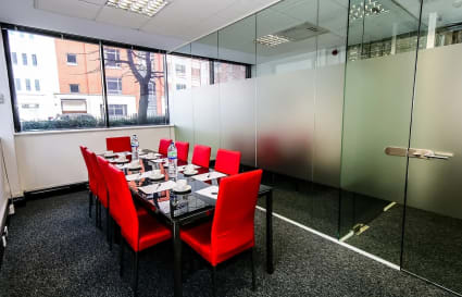 3 Person Private Office in London | 153 Sq. Ft.