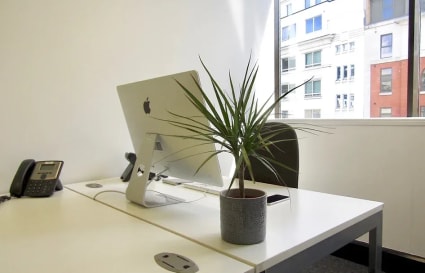 3 Person Private Office in London | 153 Sq. Ft.