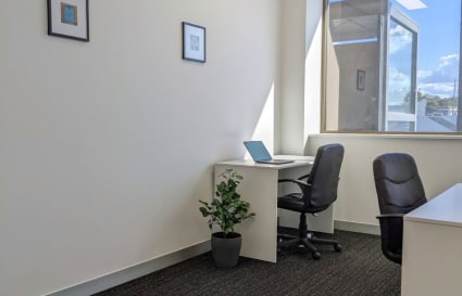 Executive Window Offices in Ashmore