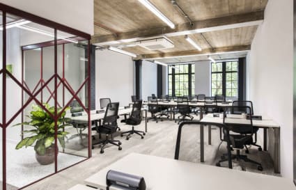 6 Person Private Office | 219 Sq. Ft.