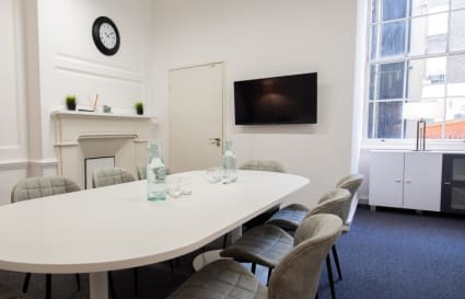 8 Person Private Office in Covent Garden | 500 sqft