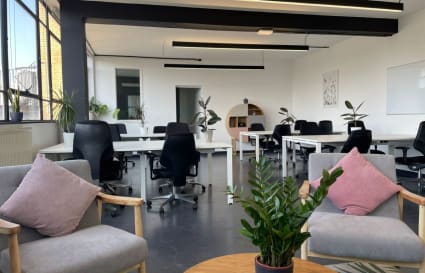 Private Office for up to 14 People