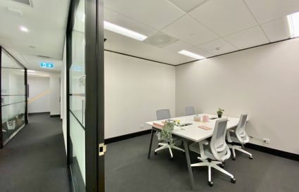 4-Pax Private Office in Canberra | 14 sqm