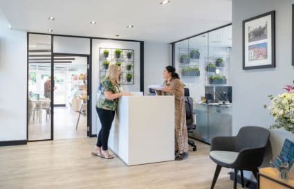 Private Office for up to 6 People | 220 Sq. Ft.