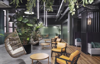 44 Person Private Office with Meeting Rooms and Breakout Space in London | 1,977 sq ft
