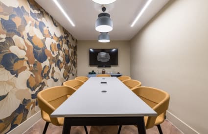 Private Office for up to 20 People | 800 Sq. Ft.