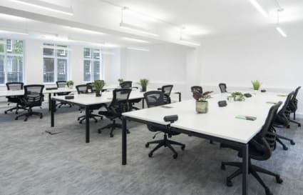 Private Office for up to 21 People | 1,755 Sq. Ft.