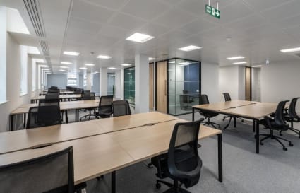 50 Person Managed Office in London with Meeting Room | 3,225 sq ft