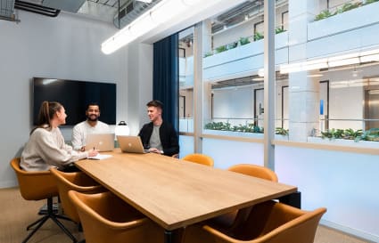 6 Person Private Office in London | 134 Sq. Ft.