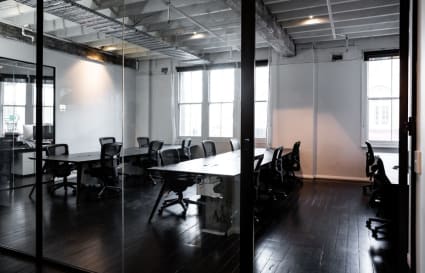 Private Office for up to 10 People
