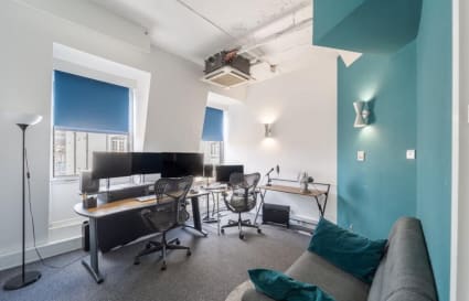 Private Office for up to 24 People | 2,253 Sq. Ft.