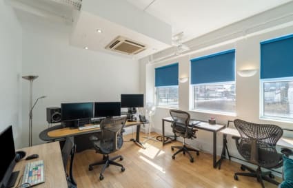 Private Office for up to 24 People | 2,253 Sq. Ft.