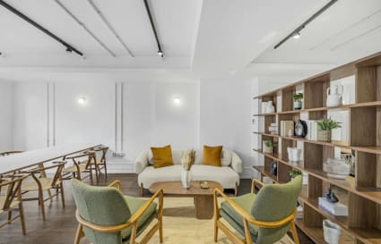 10 Person Managed Office in Soho | 475 Sq. Ft.