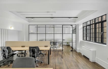10 Person Managed Office in Soho | 475 Sq. Ft.