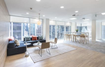 48 Person Managed Office with 2 Meeting Rooms in London | 3,915 sq ft