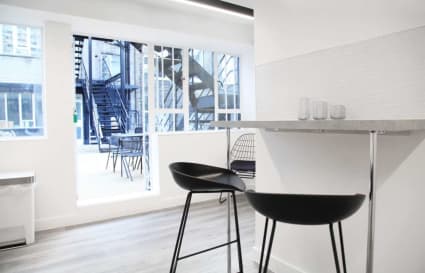 14 Person External Private Office with Meeting Room, Terrace in London | 509 sq ft