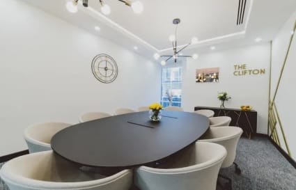3 Person Internal Private Office | 125 Sq. Ft.