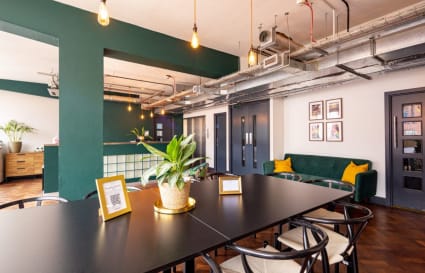 Private Office for up to 25 People