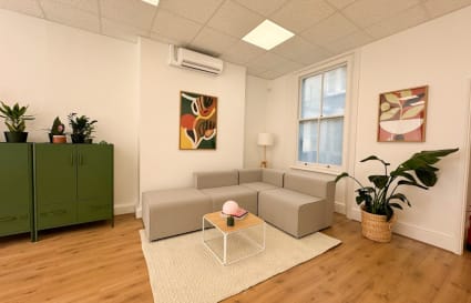 44 Person Managed Office in London | 2,663 sq ft