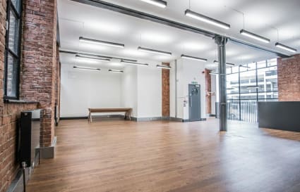 35 Person Managed Office in London | 2,140 sq ft