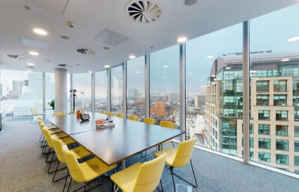 External Private Office for up to 15 People | 527 Sq. Ft.