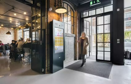 8 Person Private Office in London | 301 sqft