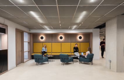Private Office up to 20 Desks plus Meeting Room