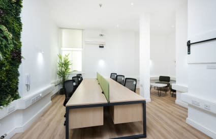 Managed Office for up to 10 People | 565 Sq. Ft.  