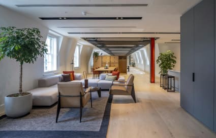 29 Person Managed Office in Bishopsgate | 2,342 Sq. Ft.