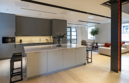 29 Person Managed Office in Bishopsgate | 2,342 Sq. Ft.