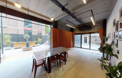 14 Person Managed Office with Meeting Room in London | 1,307 sq ft