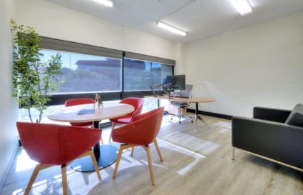 Private Office for up to 8 People