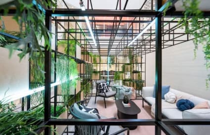 16 Person Internal Private Office | 572 Sq. Ft.
